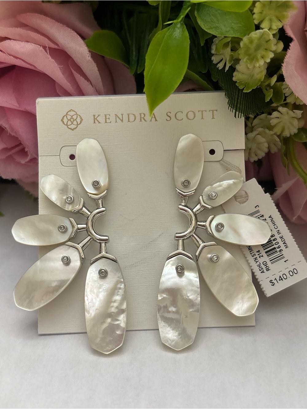 NWT Kendra Scott Set of Ashlyn chain Necklace + Statement Earrings in silver MOP - Picture 6 of 8